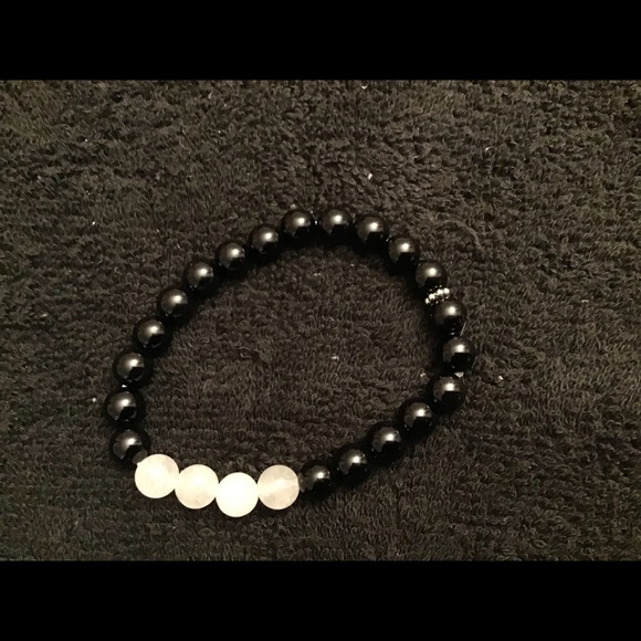 Hand made bracelets - Picture 3 of 6